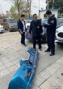 洛阳一对母子因没洛康码进门被拒，